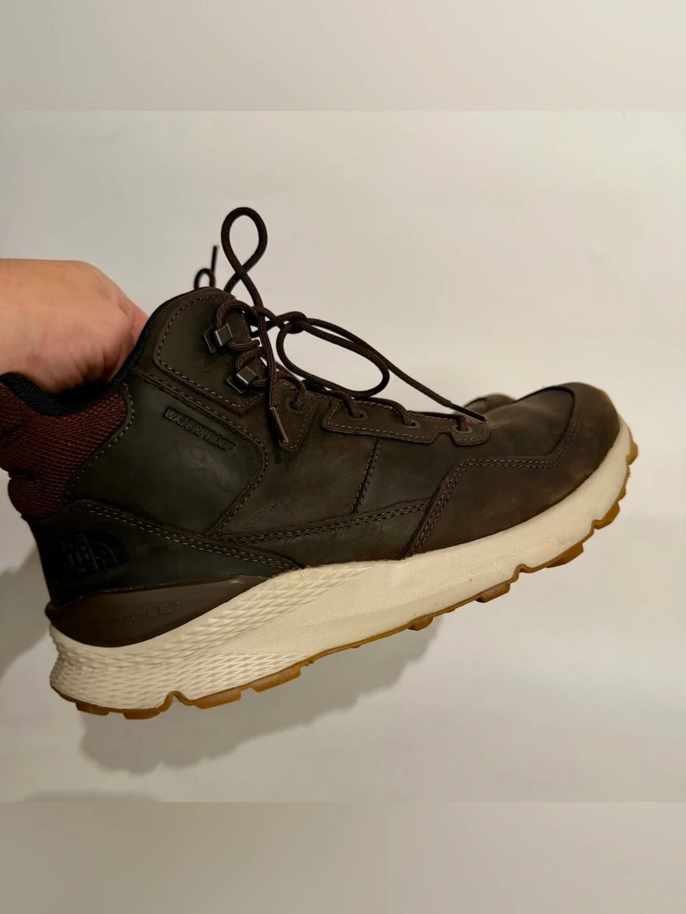 The North Face Men's Vals II Mid Leather Waterproof Boots Black Size 10.5